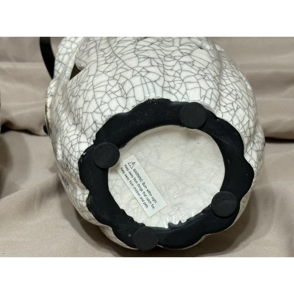 Pair Of Large Ceramic Owl Tealight With Metal‎ Handle